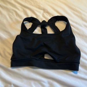 Alphalete sports bra